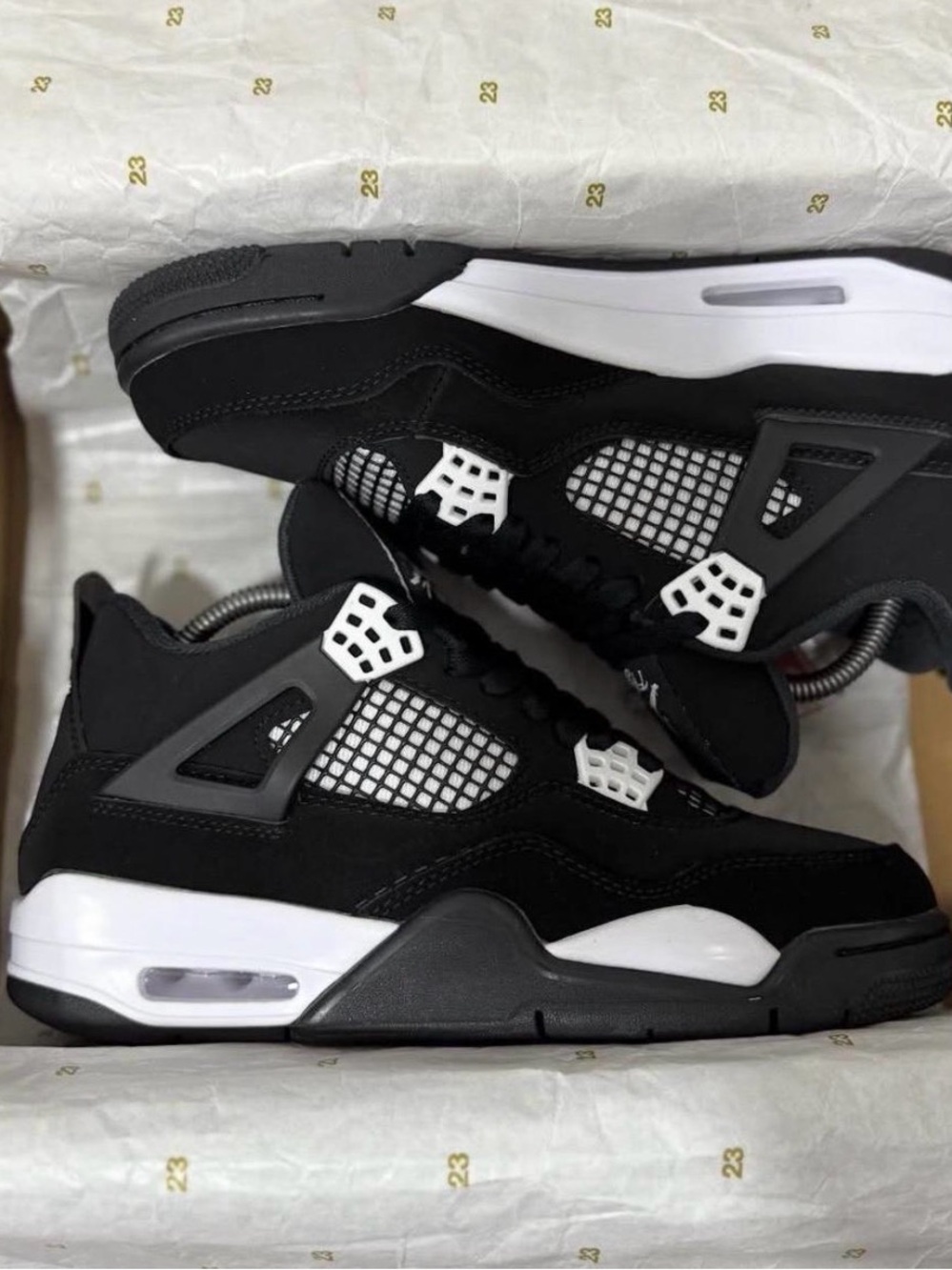 Jordan 4